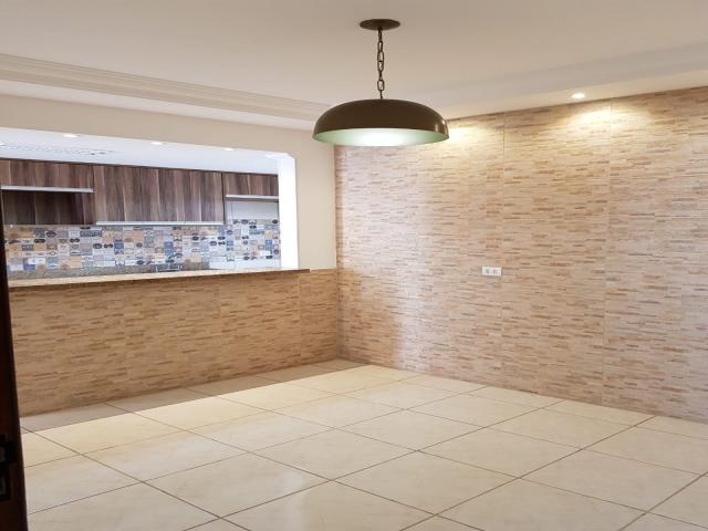 #1335 - Casa para Venda em Jacareí - SP