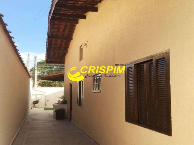 #1566 - Casa para Venda em Jacareí - SP - 2