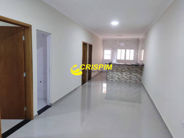 Casa para Venda em São José dos Campos - 4