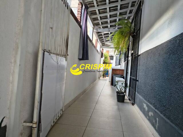 Casa para Venda em São José dos Campos - 2