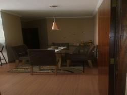 #945 - Casa para Venda em Jacareí - SP - 2