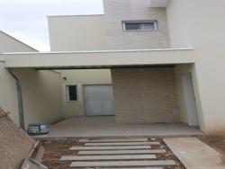 #1085 - Casa para Venda em Jacareí - SP